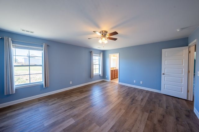 1808 Luke Ct, Columbia, TN 38401