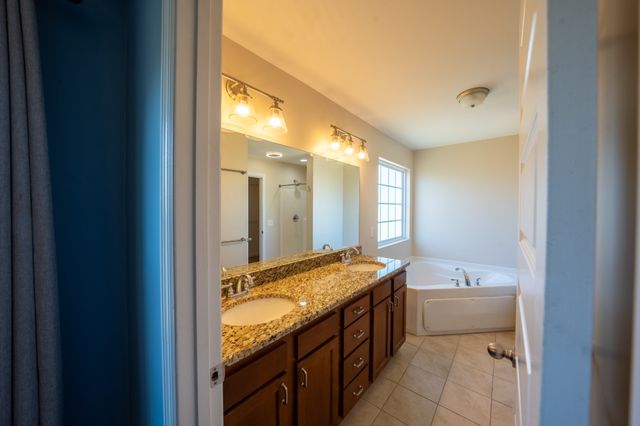 1808 Luke Ct, Columbia, TN 38401