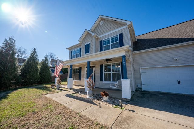 1808 Luke Ct, Columbia, TN 38401