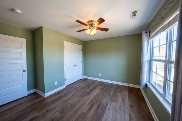 1808 Luke Ct, Columbia, TN 38401