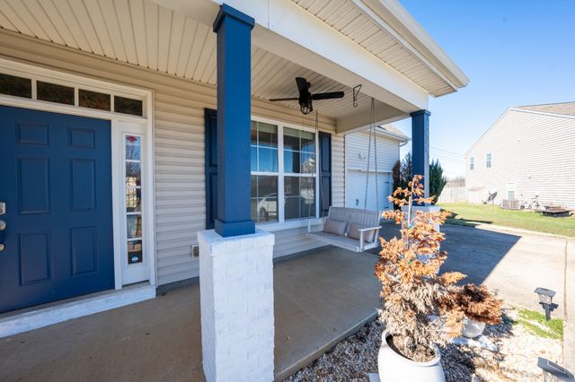 1808 Luke Ct, Columbia, TN 38401