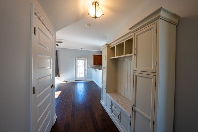 1808 Luke Ct, Columbia, TN 38401