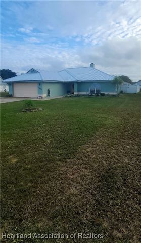 1811 Allamanda Boulevard W, Avon Park, FL 33825