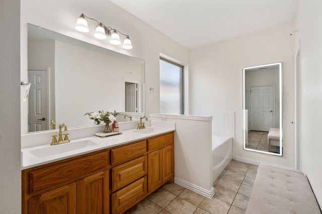 210 Maltby Road, Irving, TX 75061