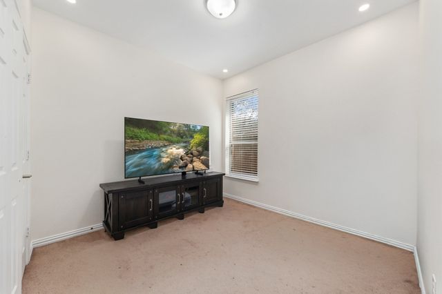 210 Maltby Road, Irving, TX 75061