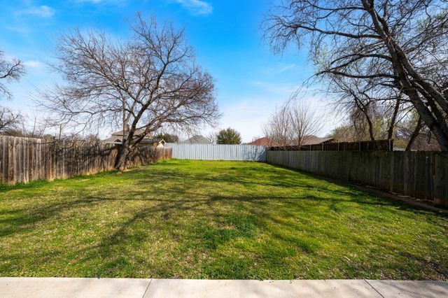 210 Maltby Road, Irving, TX 75061