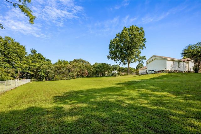 145 WOODBRIDGE CV, Somerville, TN 38068