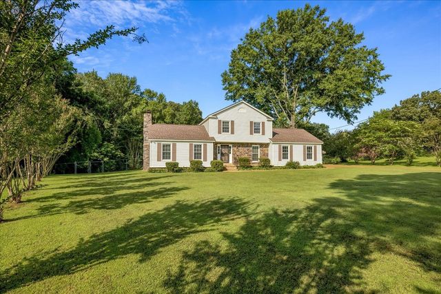 145 WOODBRIDGE CV, Somerville, TN 38068