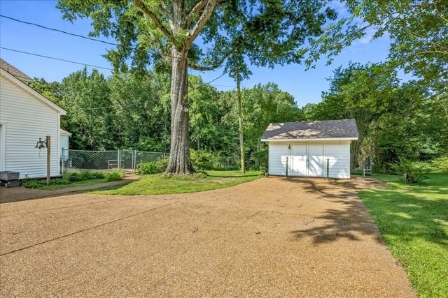 145 WOODBRIDGE CV, Somerville, TN 38068