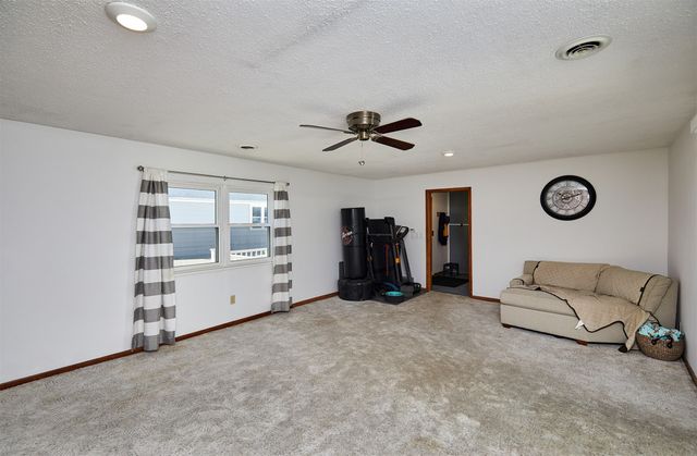 2009 Locust Street, Granger, IA 50109