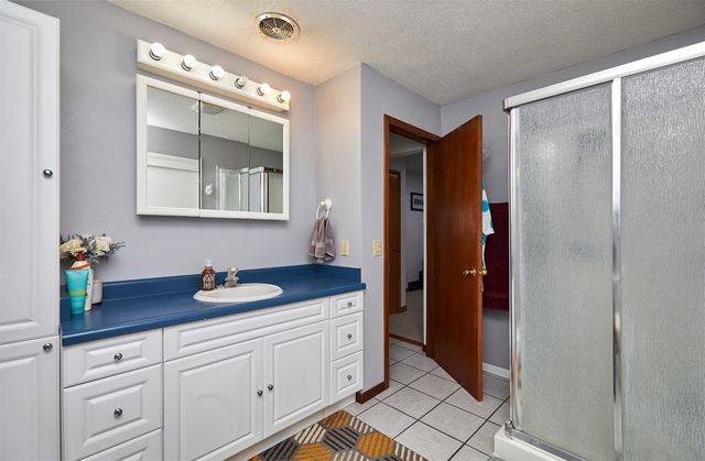 2009 Locust Street, Granger, IA 50109