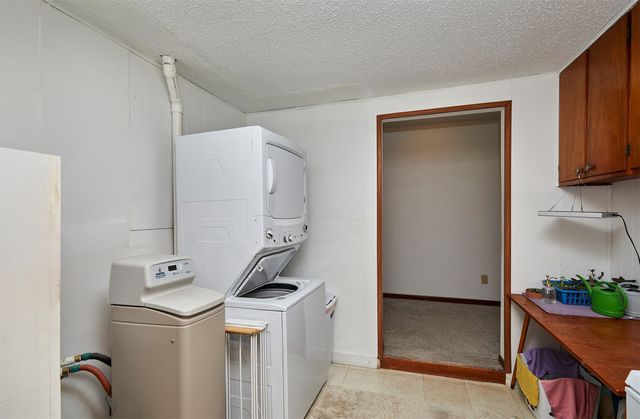 2009 Locust Street, Granger, IA 50109