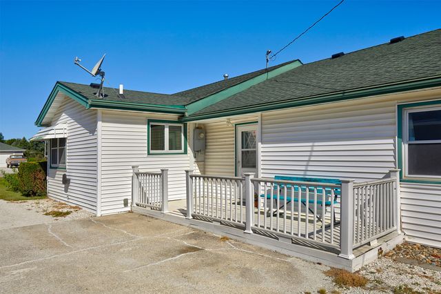 2009 Locust Street, Granger, IA 50109