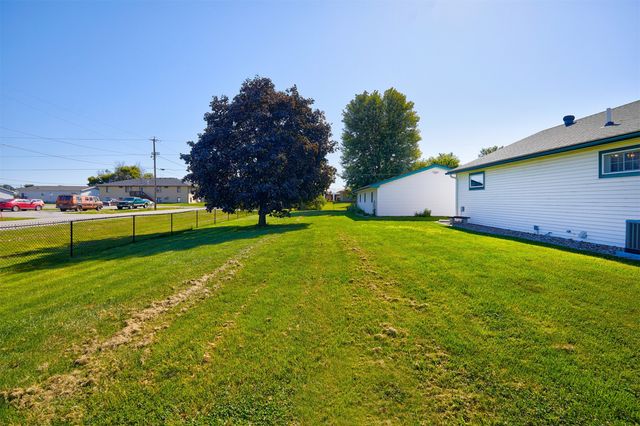 2009 Locust Street, Granger, IA 50109