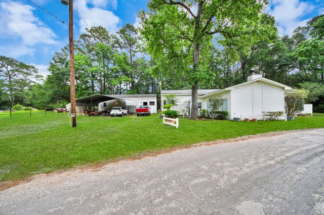 41 Lakeview, New Waverly, TX 77358