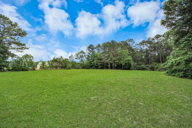 41 Lakeview, New Waverly, TX 77358