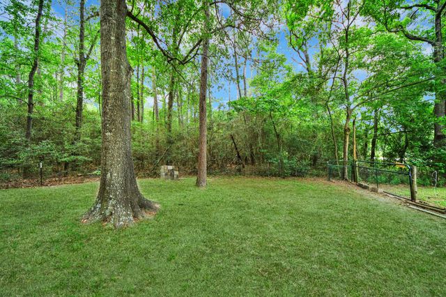 41 Lakeview, New Waverly, TX 77358