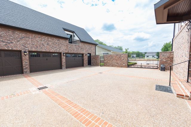 4845 Bryan Station Road, Lexington, KY 40516