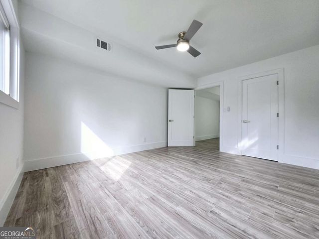 2400 Glenrock Drive, Decatur, GA 30032