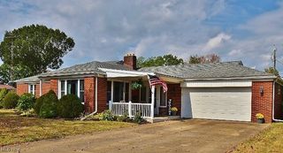 671 Orchard Avenue NW, New Philadelphia, OH 44663