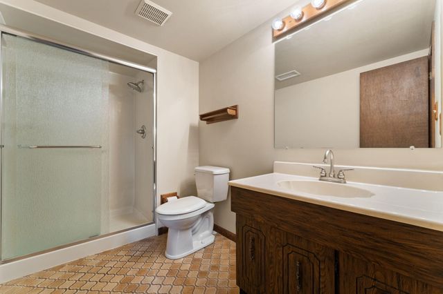 1225 Willow Lane, Schererville, IN 46375