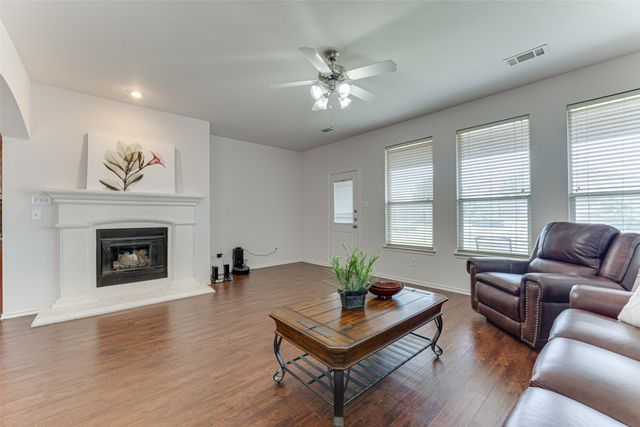 511 Poplar Vista Lane, Arlington, TX 76002