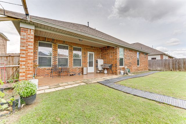 511 Poplar Vista Lane, Arlington, TX 76002