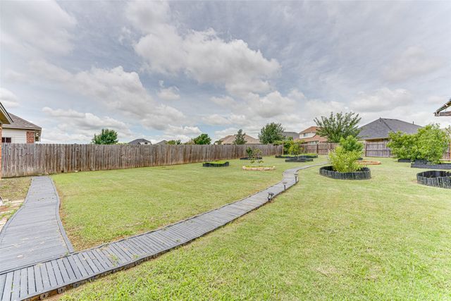 511 Poplar Vista Lane, Arlington, TX 76002