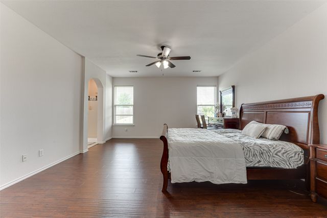511 Poplar Vista Lane, Arlington, TX 76002