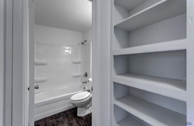 228 E OAKLAND, Rapid City, SD 57701