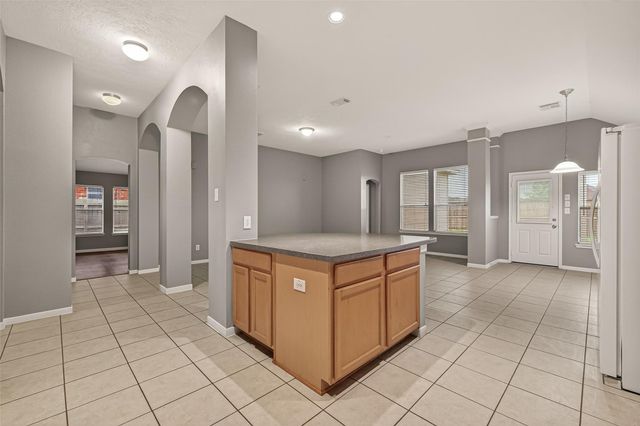 407 Abbey Lane, League City, TX 77573