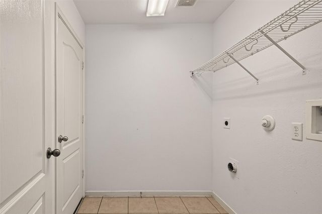 407 Abbey Lane, League City, TX 77573