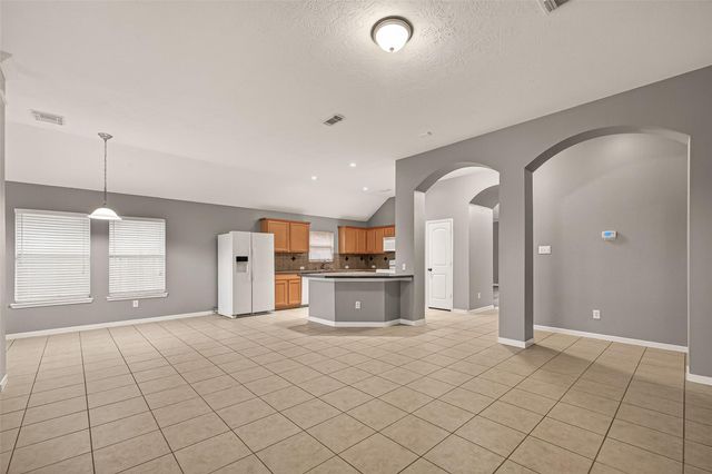 407 Abbey Lane, League City, TX 77573