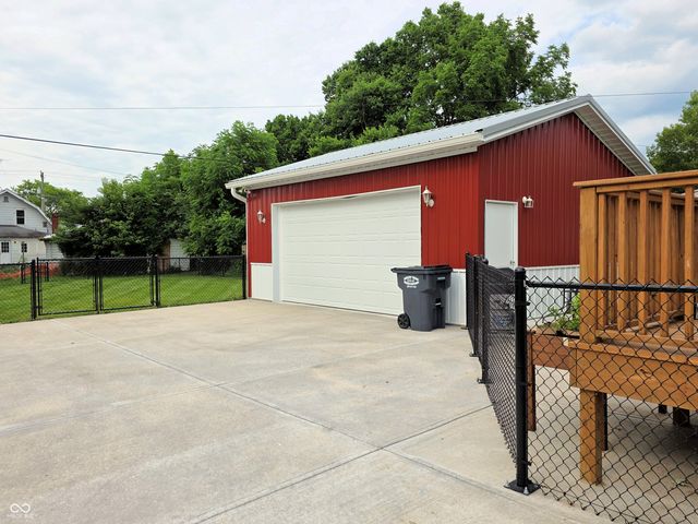 160 E Elm Street, Morgantown, IN 46160