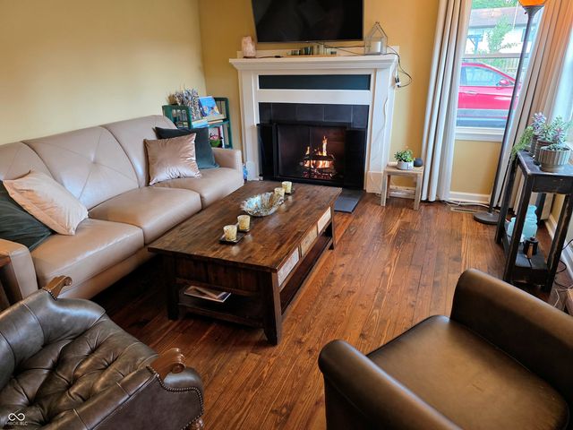 160 E Elm Street, Morgantown, IN 46160