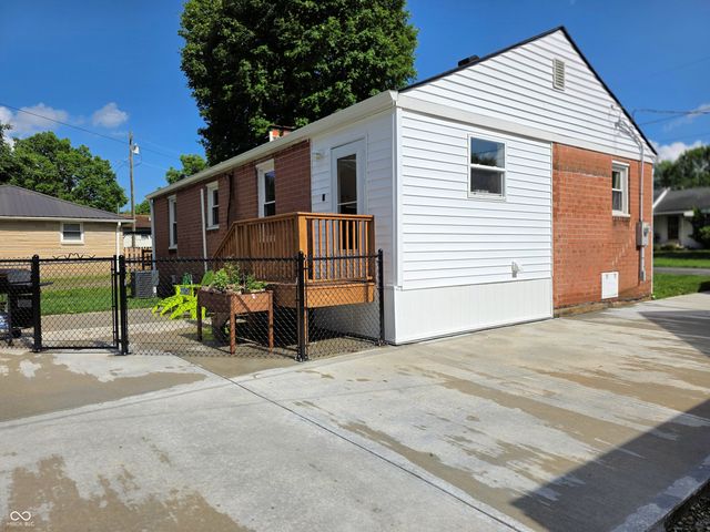 160 E Elm Street, Morgantown, IN 46160