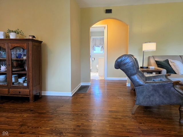 160 E Elm Street, Morgantown, IN 46160