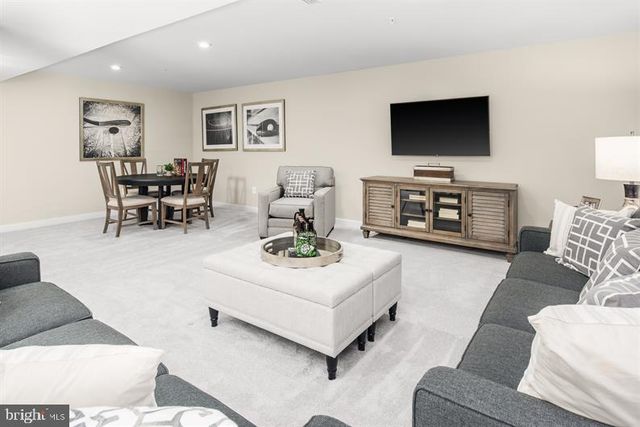 334 RUFFIAN RD, Camp Hill, PA 17011