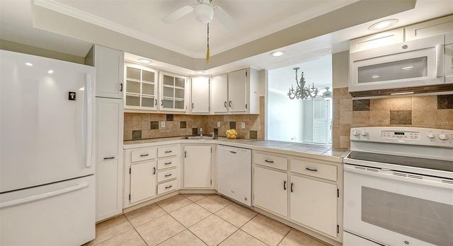 101 S GULFSTREAM AVENUE 5J, Sarasota, FL 34236