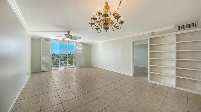 101 S GULFSTREAM AVENUE 5J, Sarasota, FL 34236