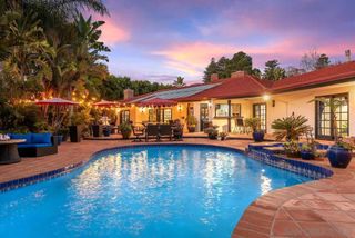 1005 Solymar Drive, La Jolla, CA 92037