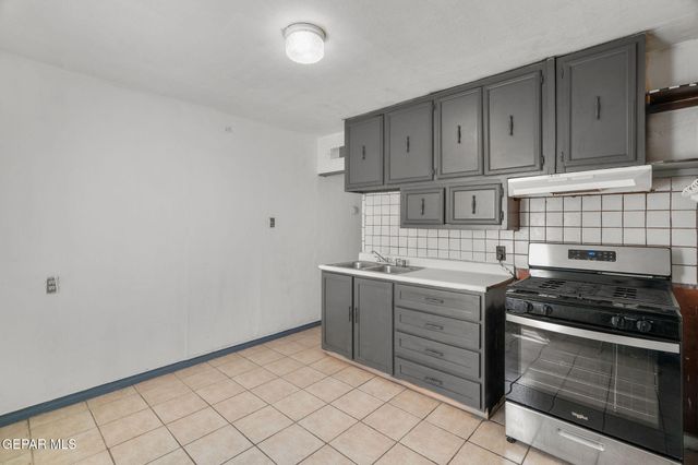 7701 ACAPULCO Avenue, El Paso, TX 79915