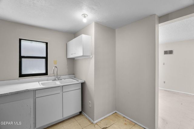 7701 ACAPULCO Avenue, El Paso, TX 79915