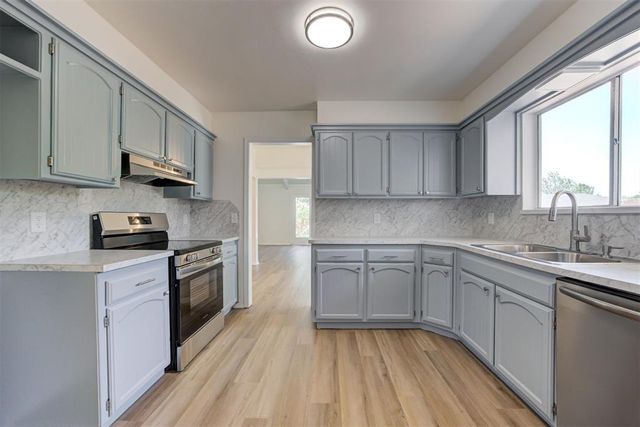 8816 Aaron Drive, Oklahoma City, OK 73132