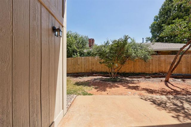 8816 Aaron Drive, Oklahoma City, OK 73132