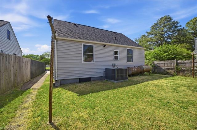 1907 Halifax AVE, Portsmouth, VA 23707