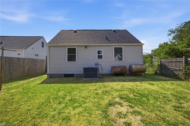 1907 Halifax AVE, Portsmouth, VA 23707