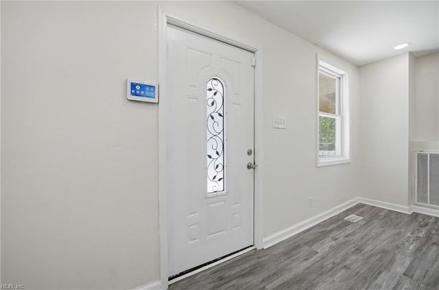 1907 Halifax AVE, Portsmouth, VA 23707