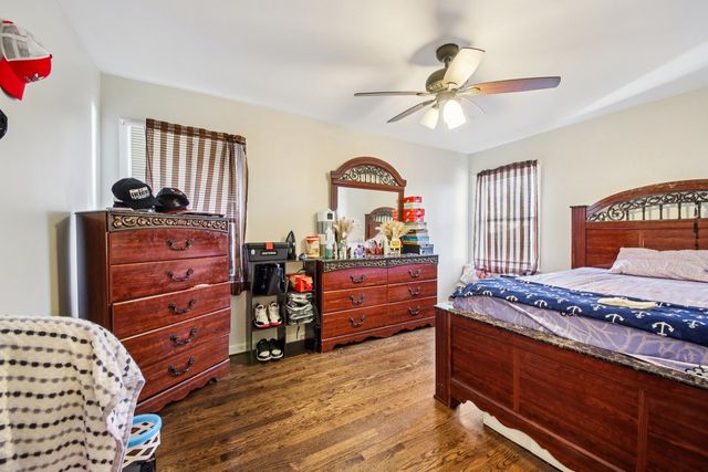 2165 N Moody Avenue, Chicago, IL 60639