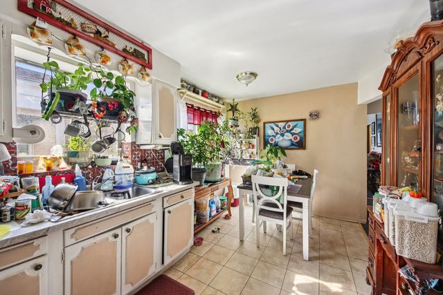 2165 N Moody Avenue, Chicago, IL 60639